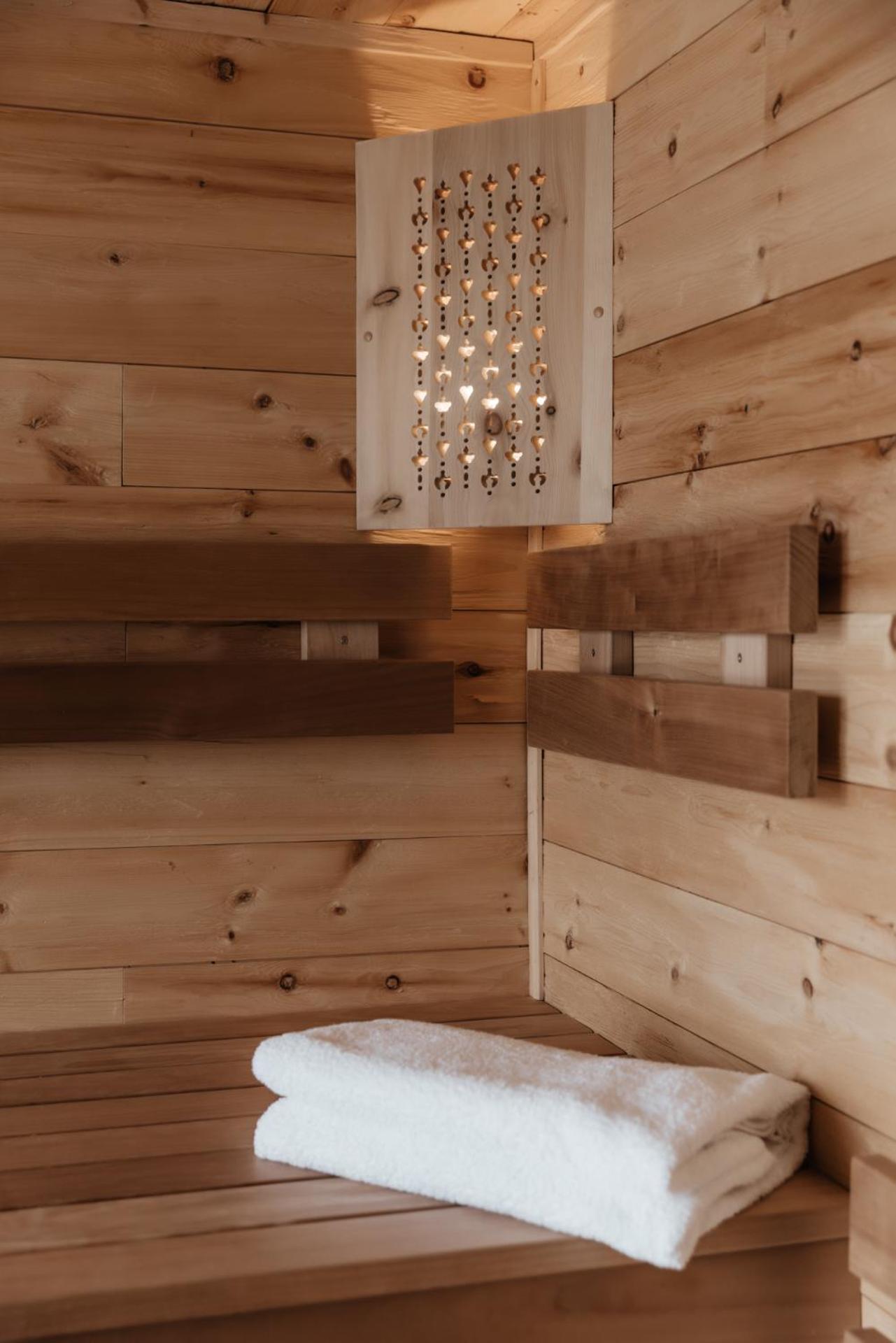 Am Wildbachberg - Luxus Ferienhaeuser Mit Infinitypool, Privatsauna Und Weinkeller Deutschlandsberg Esterno foto